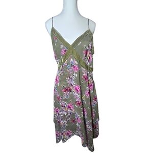 NWT WHBM Olive Green Floral Velvet Eyelit Trim Tiered Hem Forest Fairy Dress 12